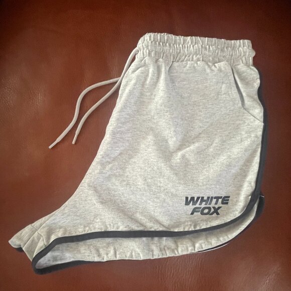 White Fox Women's Gray Lounge Shorts Navy Trim Drawstring Casual Comfy Size: M - Picture 2 of 7